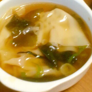ワンタンの残りで簡単中華スープ